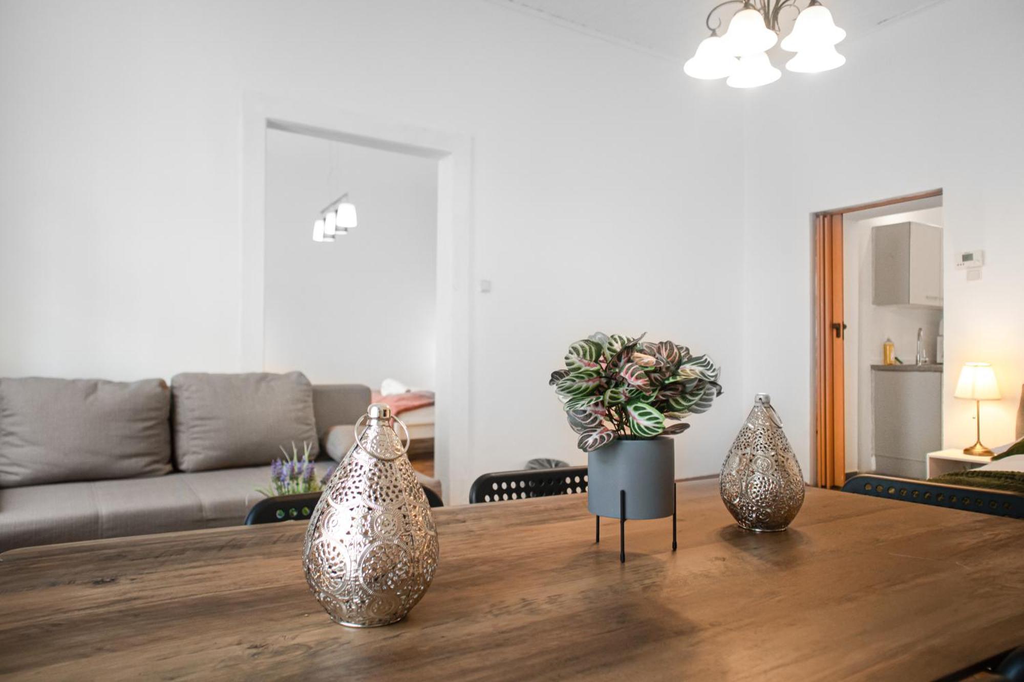 Modern 3br Ideal For Group Getaways & Families Apartment Wien